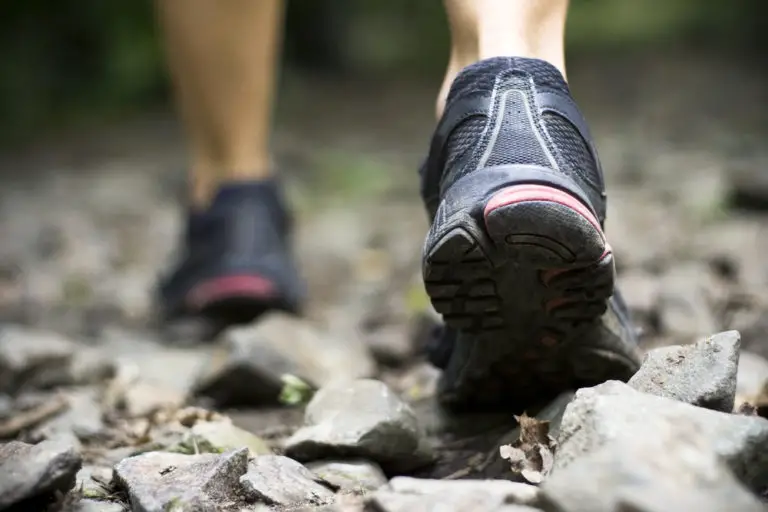 difference-between-hiking-shoes-and-running-shoes-explained