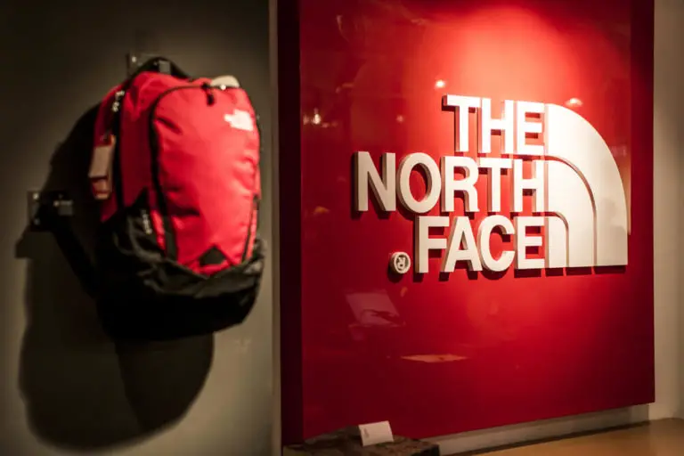 Step-by-Step Guide: How to Wash Your North Face Backpack